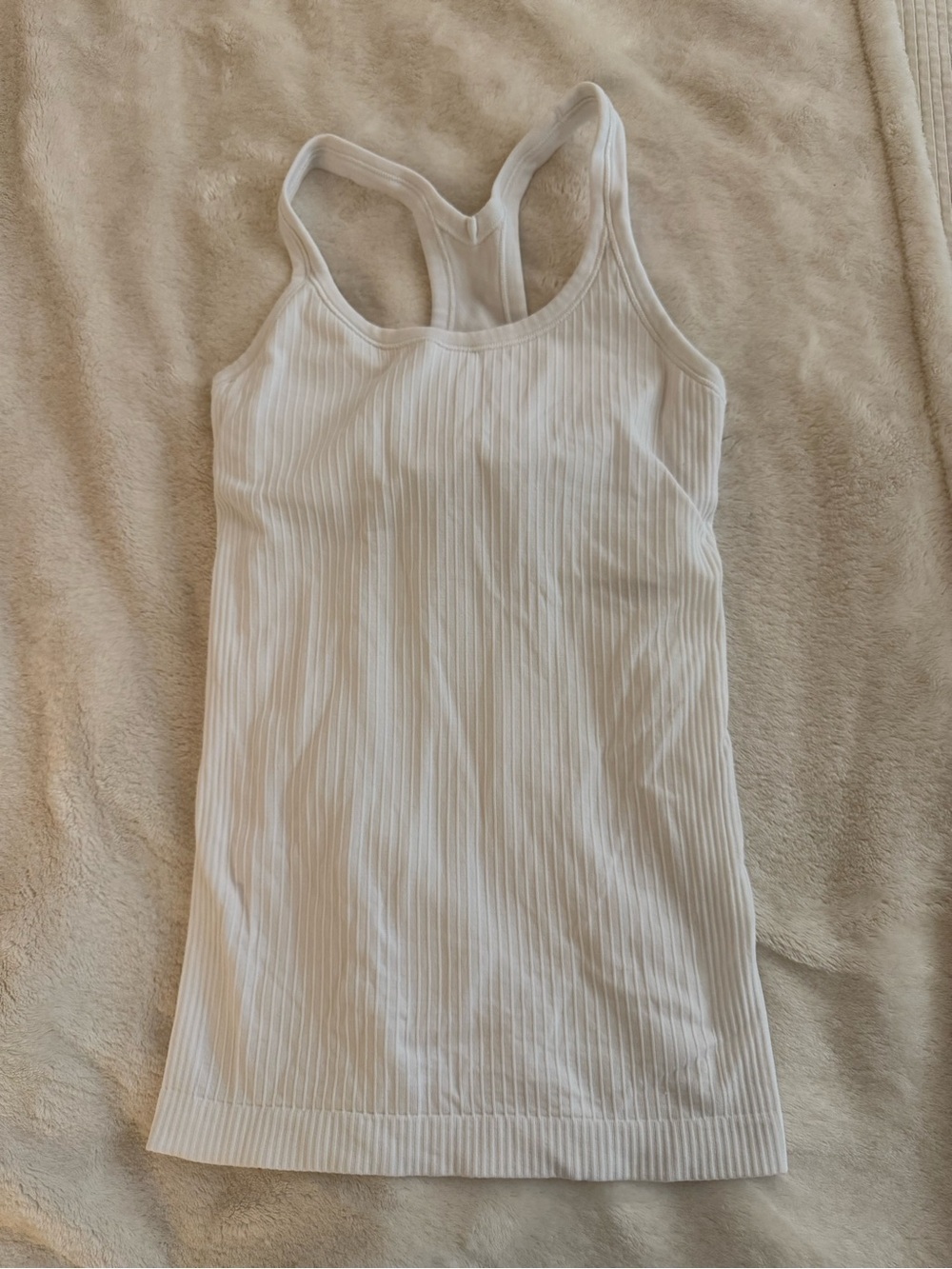Lululemon Ebb to Street Tank Top Size 2 White Built-In Bra EUC